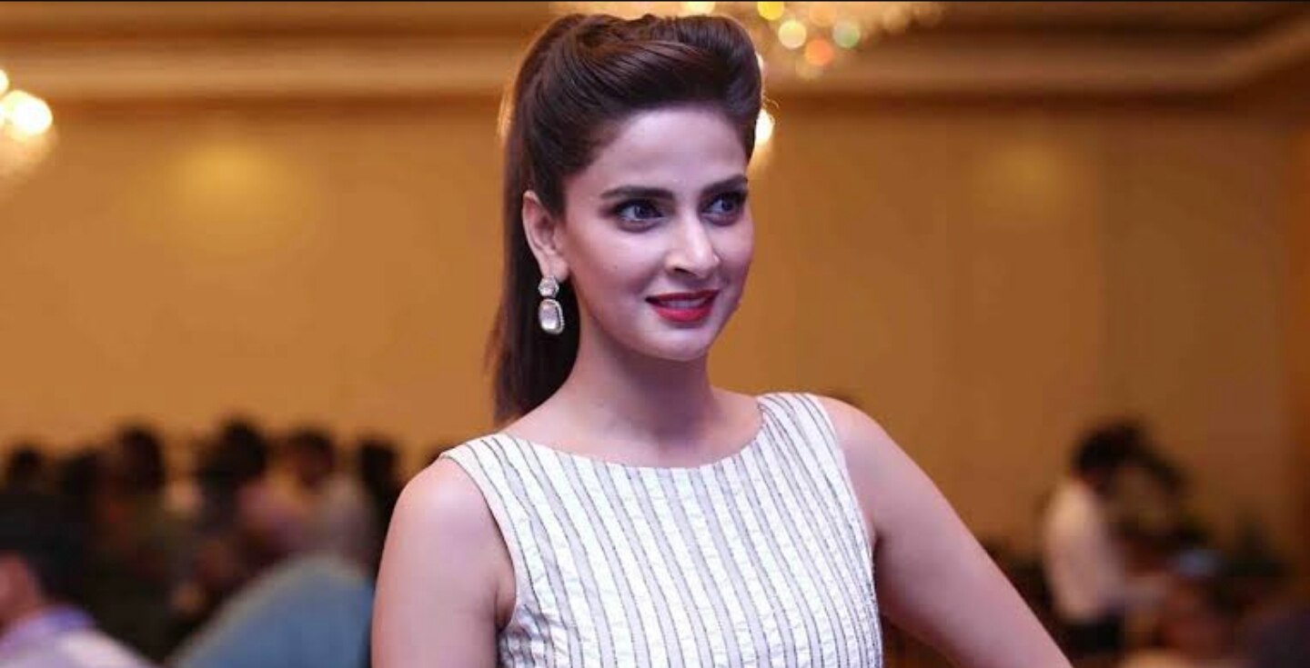 'Both men, women are equal', 'I don't believe in feminism', says Saba Qamar
