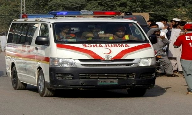 Karachi Blast kills One, injured Five