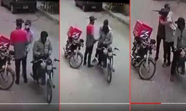 Street criminals return snatched assets to food delivery boy