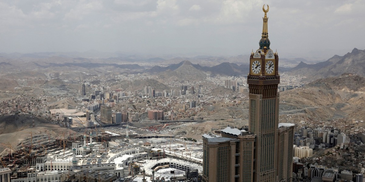 Saudi Arabia to lift coronavirus curfew in all cities on Sunday morning