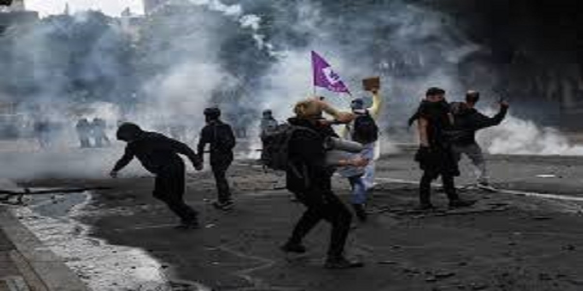 Police fire tear gas as healthcare workers joined protests in France