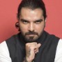 Yasir Hussain gets angry at people for selling plasma to covid-19 patients