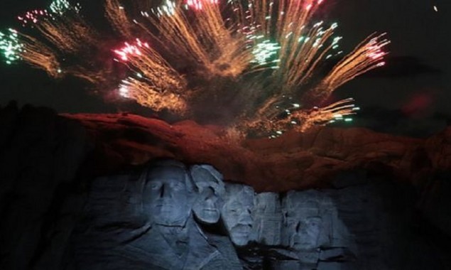 Trump denounces ‘cancel culture’ as he marks 4th July at Mount Rushmore