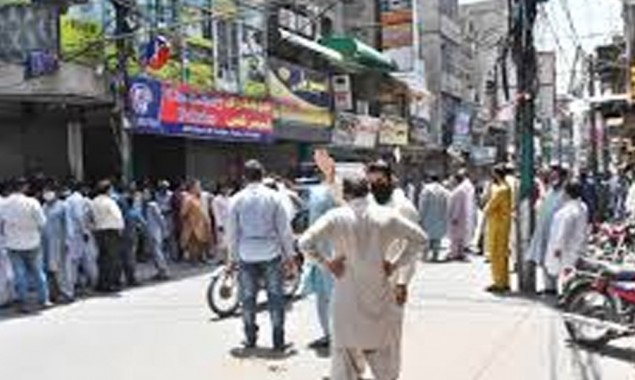 Punjab govt decides to tighten lockdown in Lahore