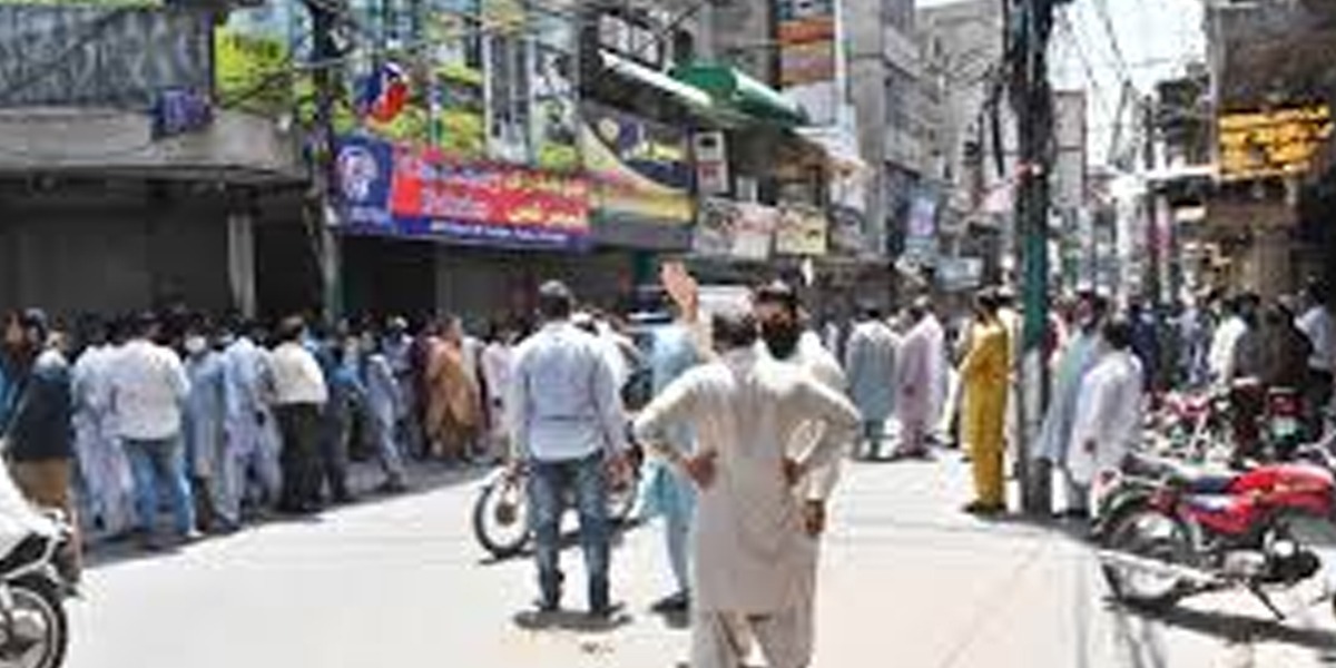 Punjab govt decides to tighten lockdown in Lahore