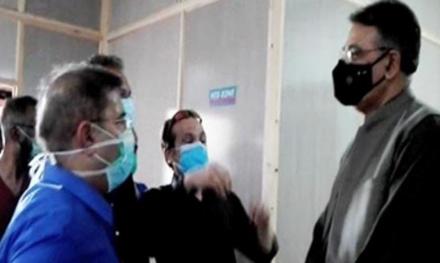 Asad Umar visits Abbasi Shaheed hospital to inspect COVID-19 facilities