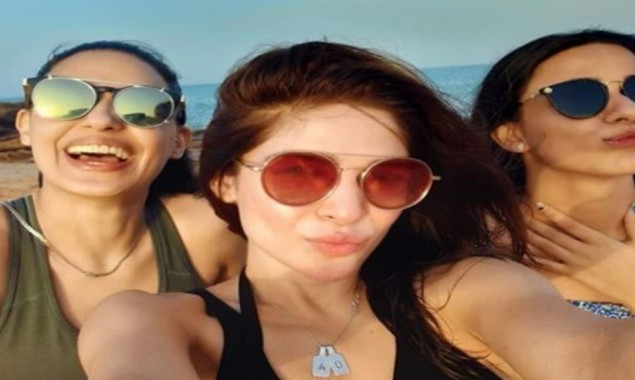 Ayesha Omar looks chic in new picture, wishes best friend on her birthday