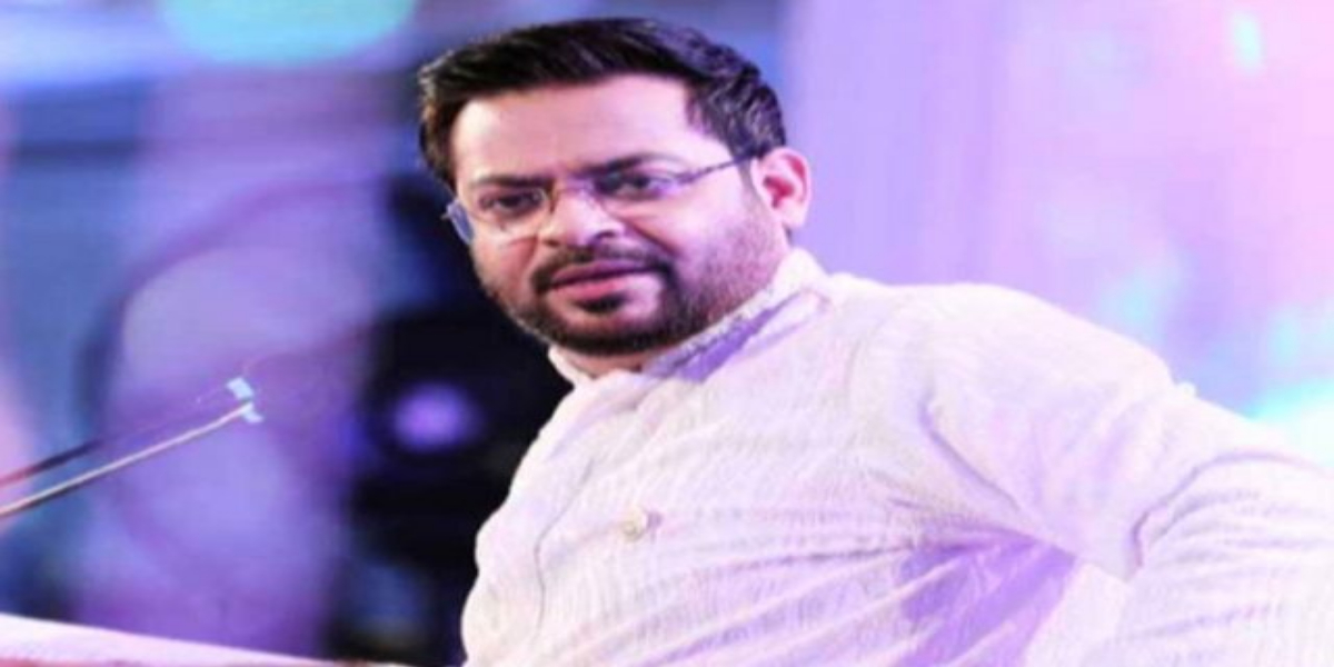 Dr Aamir Liaquat Husain announces to contest in local body elections