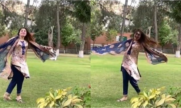 Gul Panra’s dance video at bungalow of D.C Khyber district goes viral