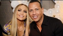 Jennifer Lopez ends birthday celebrations at the beach with Alex Rodriguez, family