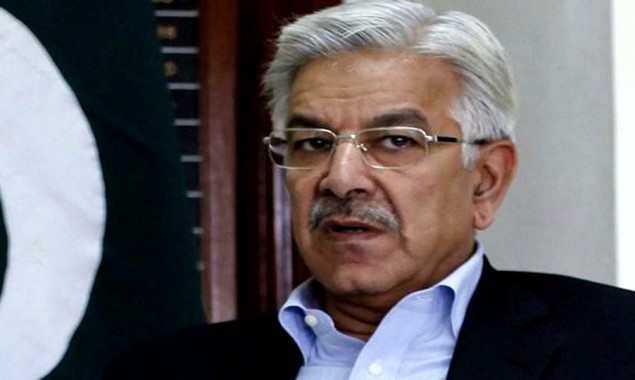 Khawaja Asif handed to NAB on 14 day physical remand in assets case