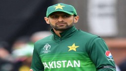 Shoaib Malik Tests COVID-19 Negative, Will join team on Aug 15