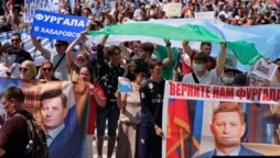 Russia: Thousands protest governor's arrest, chanting slogans against Putin