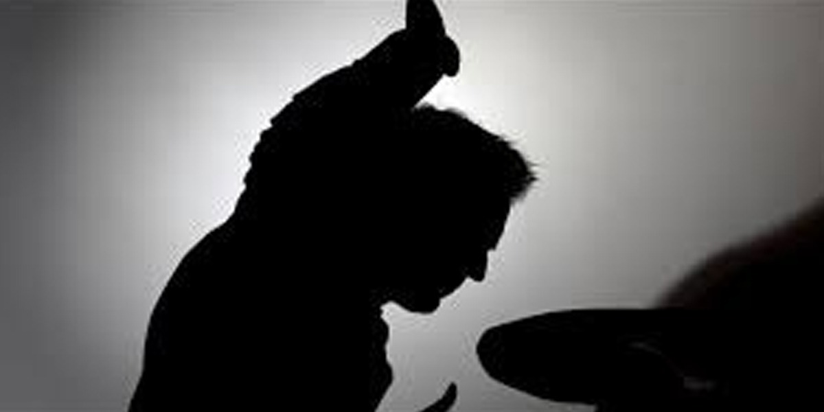 Son tortures mother in Rawalpindi, case register after video goes viral