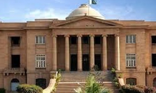 Everybody is pointing fingers at K Electric, its license should be suspended: SHC