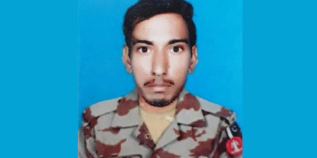 Soldier martyred, 3 injured in firing on security forces vehicle in Turbat