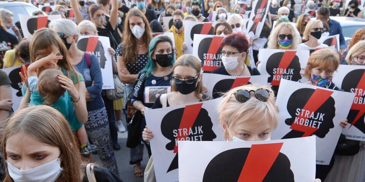 Protests erupt in Poland over govt's plan to quit int'l domestic violence treaty