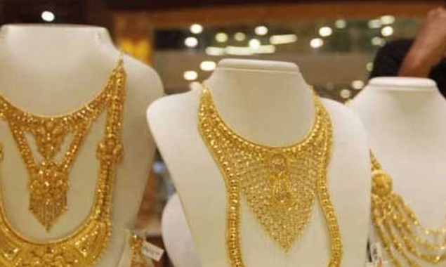 Gold prices decrease by Rs 600 in Pakistan