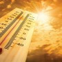 Karachi receives hot weather as temperature reaches 38 °C