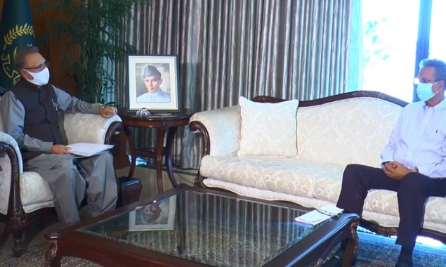 President Arif Alvi calls on Mayor Karachi Wasim Akhtar