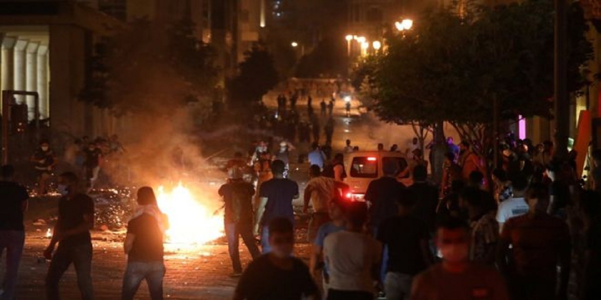 Beirut blast: Clashes occur as demonstrators hold anti-government protests
