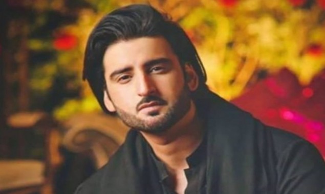 Agha Ali apologies for making fun of Pathans