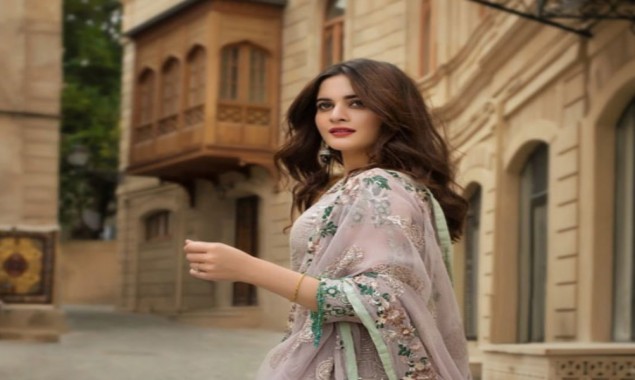 Aiman Khan hits 7 million followers on Instagram