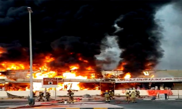 Massive Fire erupts in Ajman Market, Casualties Feared