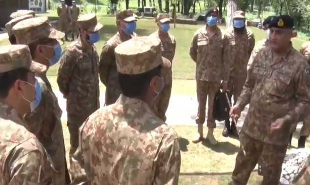 COAS visited troops deployed on frontlines along LOC