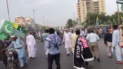 Cracker attack on Jamaat-e-Islami’s Kashmir rally in Karachi