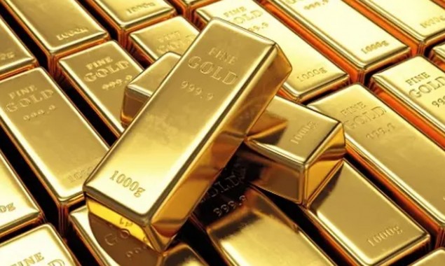 Gold price decreases in Pakistan once again