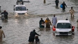 Karachi rain: Korangi Causeway sealed, 10 people killed so far