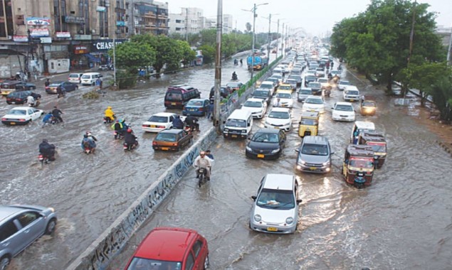 Karachi traffic updates: Traffic jams across the city due to heavy rain
