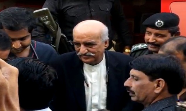 Sukkur AC defers indictment of Khursheed Shah in assets case