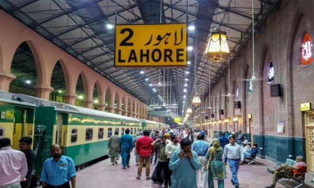 Pakistan Railways appoints first female Station Manager of Lahore