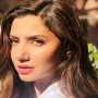 Which phrase still confuses Mahira Khan?