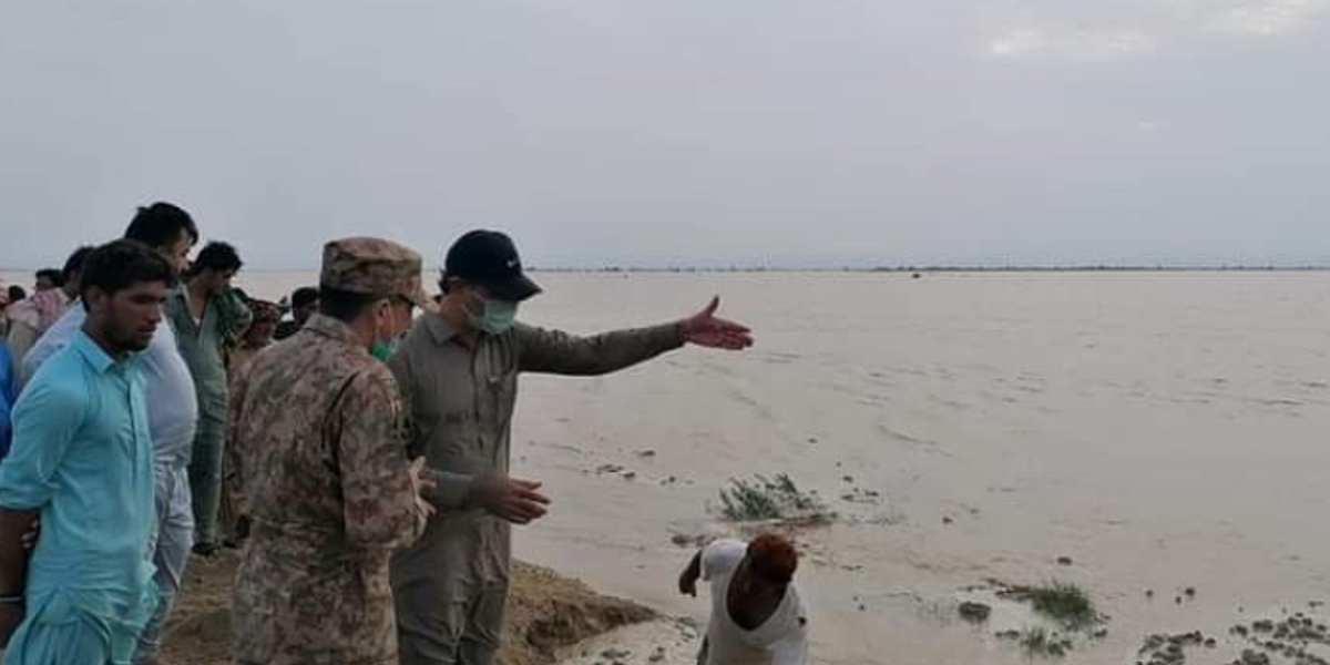 Pakistan Army continues relief operations in flood-hit Dadu