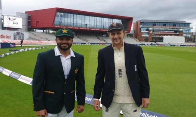 Pakistan elects to bat in the first Test against England