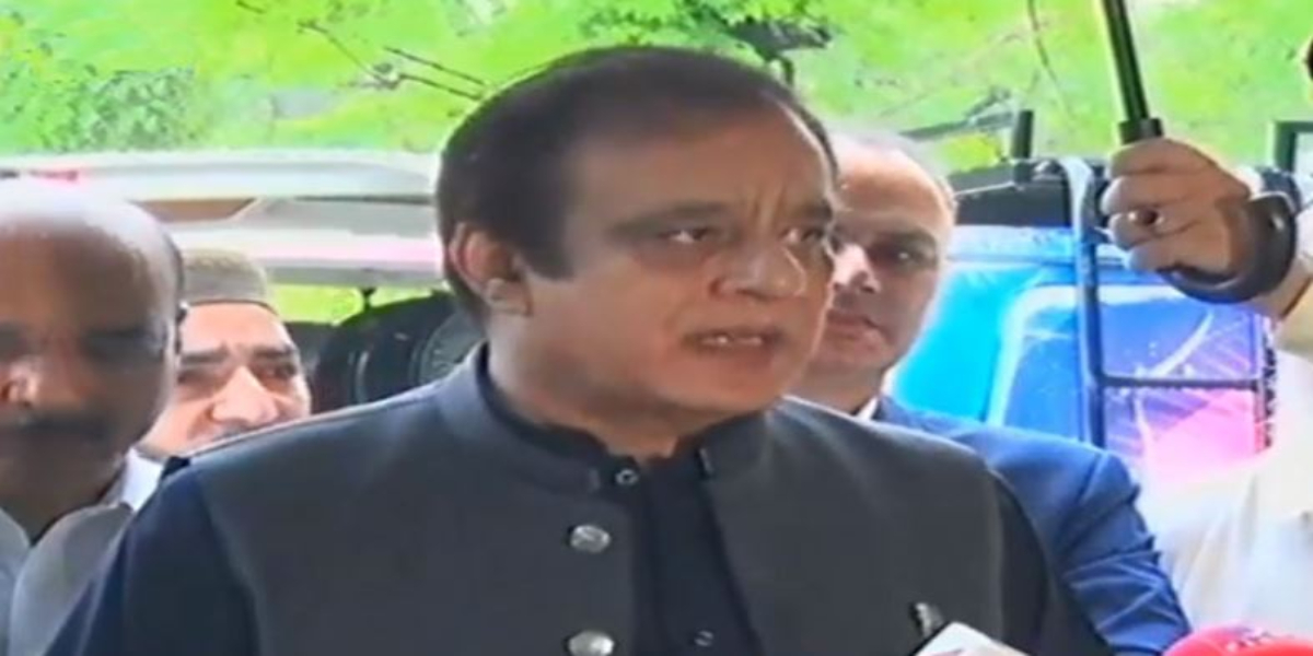 Shibli Faraz on father's death anniversary