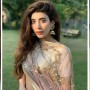 Urwa Hocane under hot water for her latest pictures