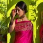 Iqra Aziz flaunts wedding ring in latest photo