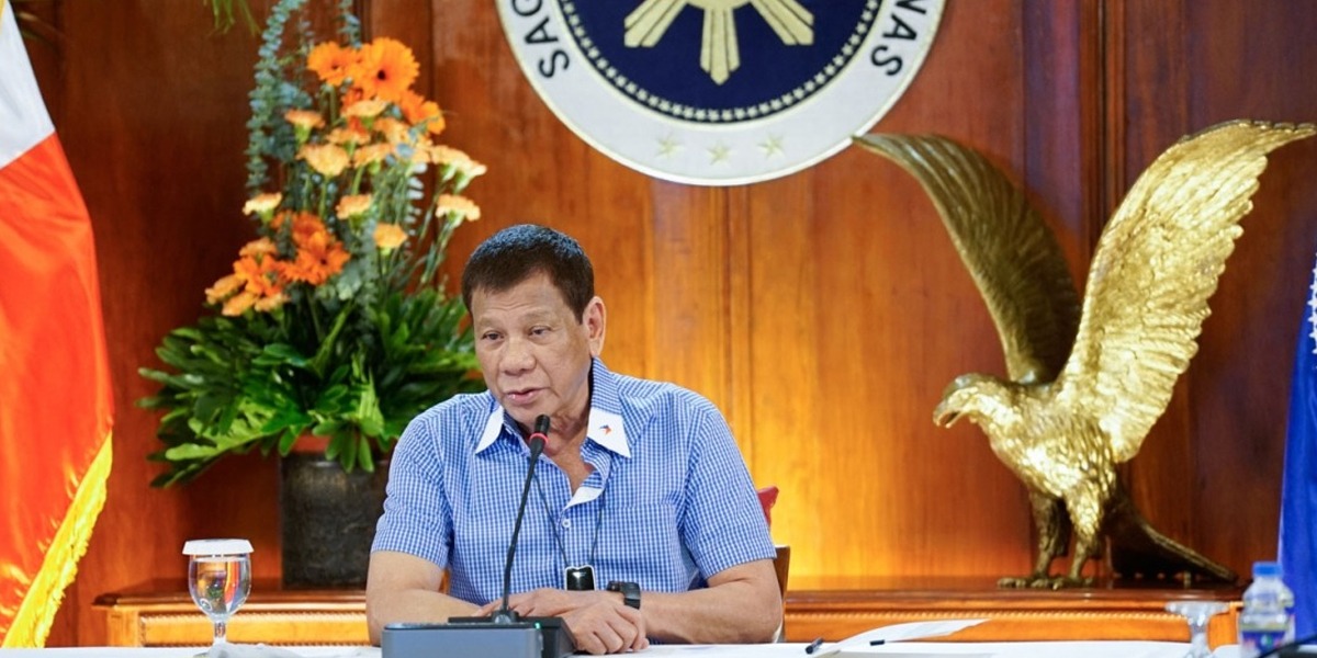 Philippine President once again advises people to wash Face Masks with petrol