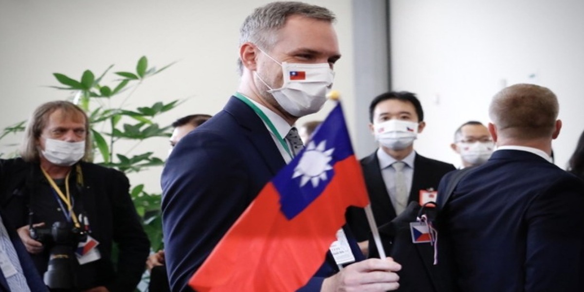 Czech delegation visit Taiwan, China warns of 'Heavy Price'