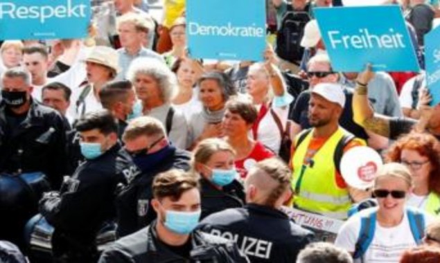 ‘Anti-Corona’ protest in Germany attracts thousands
