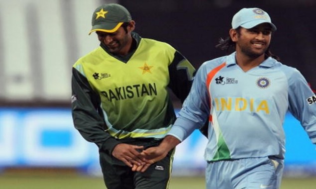Shoaib Malik and Dhoni are similar, says Sania Mirza