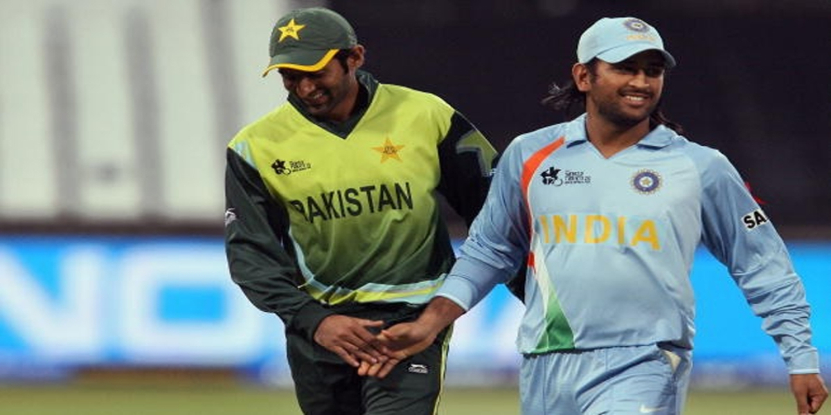 Shoaib Malik and Dhoni are similar, says Sania Mirza