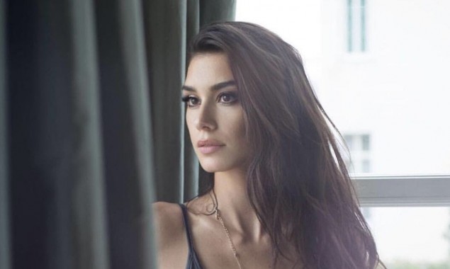 Ertugrul actress Burcu Kiratli’s Latest Selfie