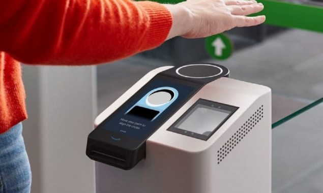 Amazon one Palm Scanner