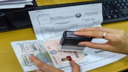 UAE visit visa holders who overstay will face heavy fines