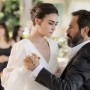 Esra Bilgic aka Halime Sultan, looks steamy in Latest Pictures